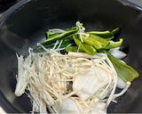 タレを使って簡単に！ピーマンの麻辣回鍋肉作り方2写真