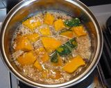 簡単❤かぼちゃと鶏挽肉の煮物作り方3写真