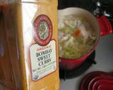 鶏手羽とキャベツのカレーコンソメスープ作り方3写真