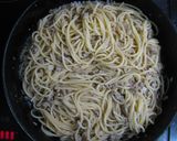 旨すぎる～！豚ひき肉とごまのピリ辛パスタ作り方3写真