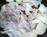 豚肉と玉葱を入れて　かぼちゃの甘辛煮作り方2写真