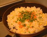 鮭フレークで☆お手軽鮭チャーハン作り方3写真