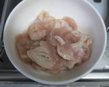 子供喜ぶ♡とろ～り鶏胸肉と大根の煮物作り方2写真