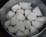 子供喜ぶ♡とろ～り鶏胸肉と大根の煮物作り方3写真