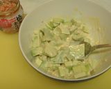 焼しゃけフレークとアボカドのサラダ作り方6写真