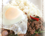 簡単タイ料理　豚挽き肉とバジル炒め作り方5写真