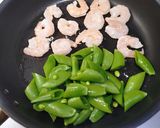 スナップえんどうと海老の和風マヨ炒め作り方4写真