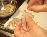 お弁当☆おつまみにも★えびの卵衣焼き作り方1写真