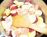 鶏とさつまのカレー蒸し作り方2写真