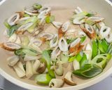 簡単10分竹輪とｷﾉｺとﾈｷﾞの塩だれ炒め作り方8写真