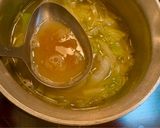 キャベツと落とし卵のお味噌汁作り方3写真