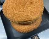 ゲーセンで取りすぎたカレーパンでバーガー作り方3写真