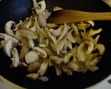 きのこのバターソテーうどん作り方3写真