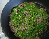 挽き肉とピーマンの柚子胡椒パスタ作り方3写真