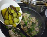 ナスと豚肉青菜も入って梅マヨさっぱり炒め作り方9写真