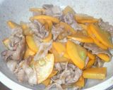 夏野菜とひき肉の炒め物作り方4写真