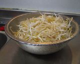 簡単　もやしだけ焼きそば作り方2写真