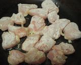 カリカリ胸肉のとろ~りキノコあんかけ。作り方3写真
