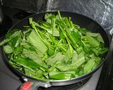 空芯菜とニンニクの炒め物作り方4写真