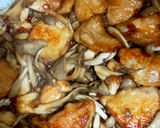 鶏むね肉とキノコの旨辛炒め作り方5写真