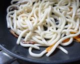 スルメのおかげ。旨味たっぷり焼きうどん作り方4写真