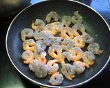 エビと玉ねぎのまろやかオーロラソース✿作り方3写真