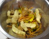 人参ちくわカボチャ油揚げの麺つゆサラダ作り方5写真