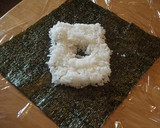 とりそぼろと卵のおにぎりサンド作り方4写真