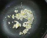 余り物でも美味しい！鮭チャーハン♪作り方4写真