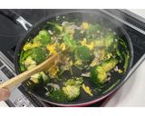 ほうれん草とブロッコリーの豚肉炒め★動画作り方22写真