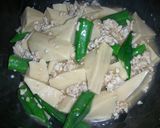 鶏挽肉と高野豆腐とオクラ煮作り方8写真