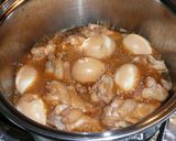 鶏手羽元とゆで卵のさっぱり煮♪作り方2写真