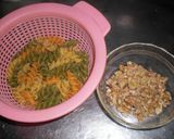 蒸し鶏のレーズン・胡桃・マカロニサラダ♪作り方4写真
