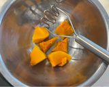 【離乳食中期〜幼児】取り分けかぼちゃ団子作り方1写真