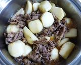 ばーちゃんの味☆里芋と牛肉の煮物作り方4写真