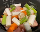 人参と手羽元の甘辛煮　作り方1写真
