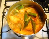 オクラとハンペンのカレー煮作り方4写真