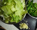 キャベツと豚肉の中華炒め作り方2写真