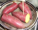 ふかし芋のはちみつかけ作り方1写真