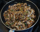 オイスターソースで❤鶏ときのこと野菜丼作り方4写真