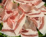 きゃべつと豆苗と豚ロースのキムチ蒸し焼き作り方3写真