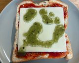 朝食に♪バジル香る簡単ピザトースト作り方3写真