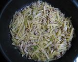 豚こま切れ肉とじゃがいもとセロリの炒め物作り方4写真
