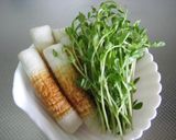 ちくわと豆苗のベーコン巻き焼き作り方1写真