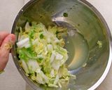 大量消費もおまかせ!白菜のネギ塩サラダ作り方2写真