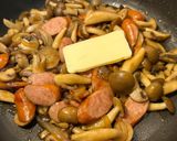副菜節約おかず☆きのこウインナーの甘辛バター醤油作り方6写真