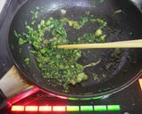 捨てちゃ駄目だよ♪セロリの葉っぱで炒め物作り方2写真