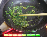捨てちゃ駄目だよ♪セロリの葉っぱで炒め物作り方2写真