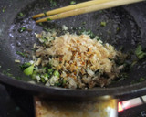 捨てちゃ駄目だよ♪セロリの葉っぱで炒め物作り方3写真