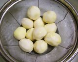 手羽中と里芋のうまっ！煮作り方1写真